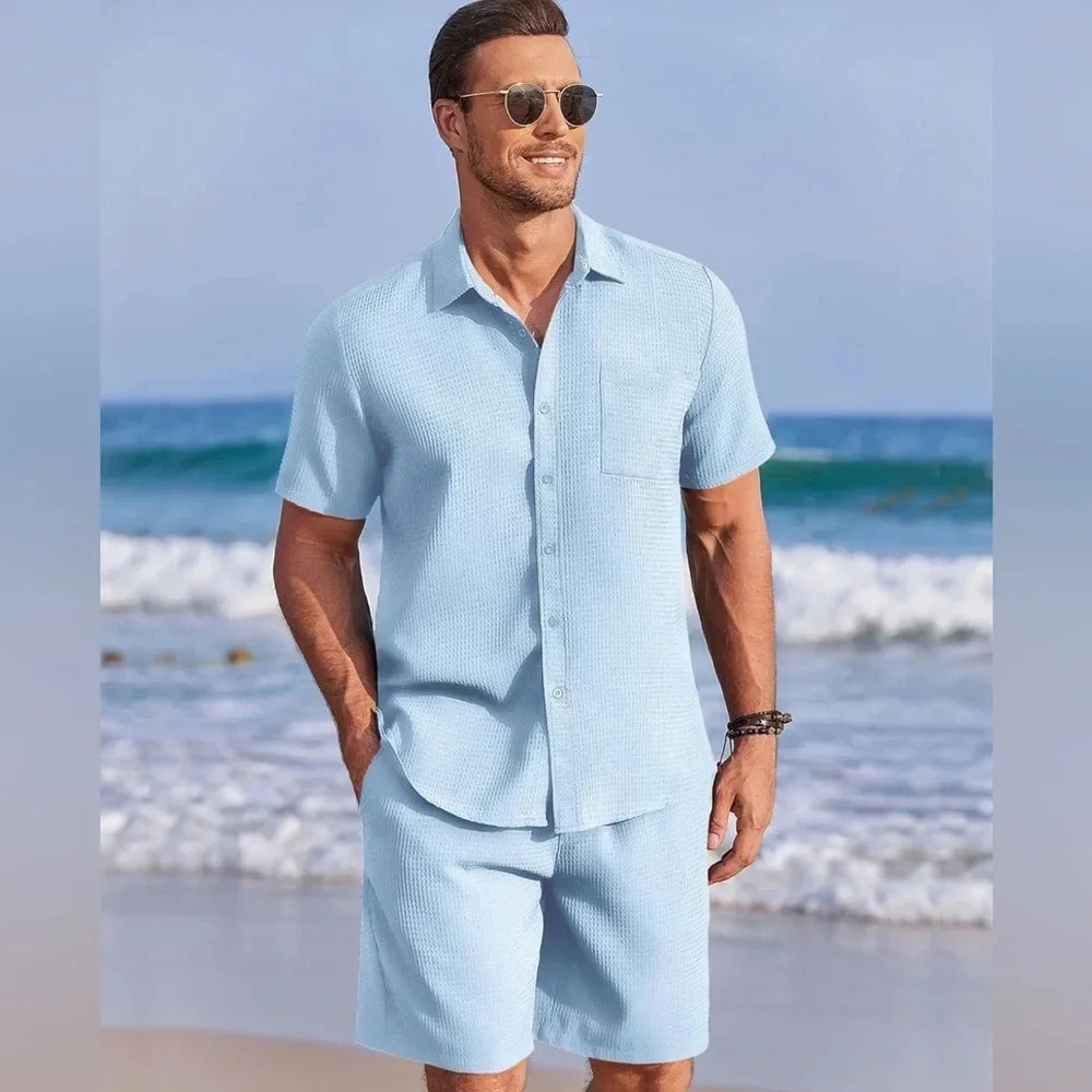 NWT Men’s (2) piece matching shirt and shorts set